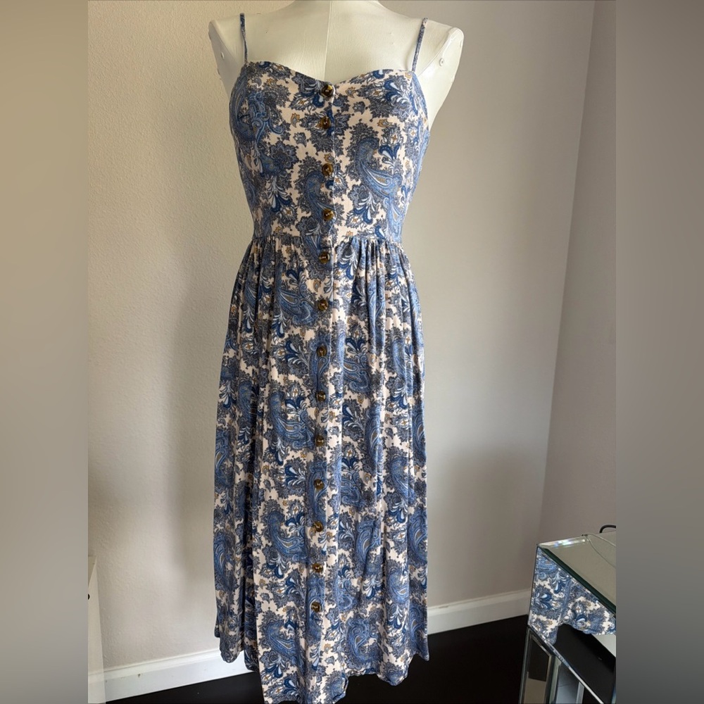 H&M Blue and White Paisley Maxi Dress